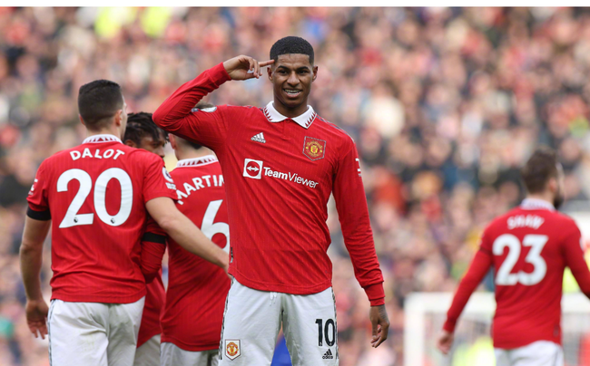 又保留着足 又保留着足